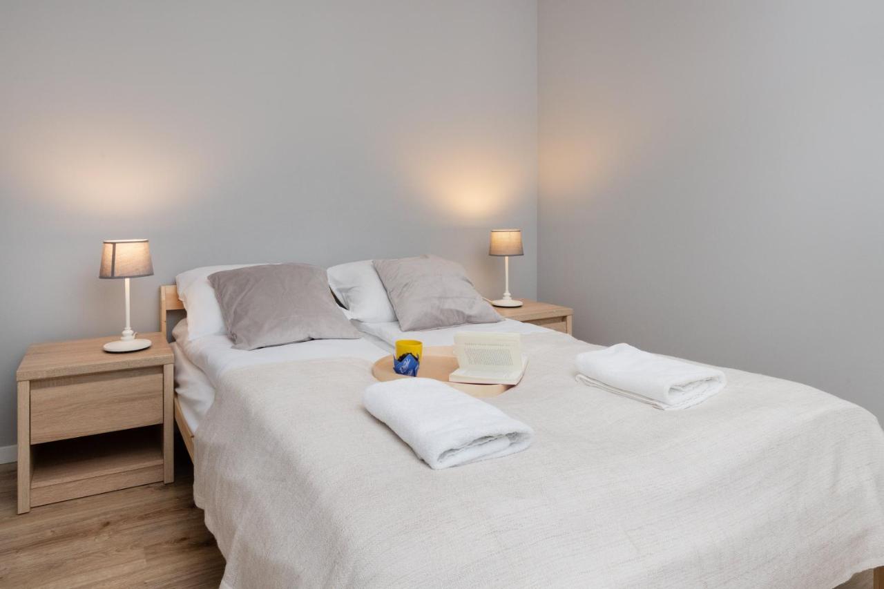 Gdynia Nasypowa Apartments With Parking By Noclegi Renters Exterior foto